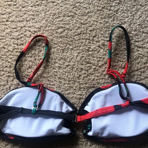 Ozei swim rose bikini top NWT - Picture 5 of 12